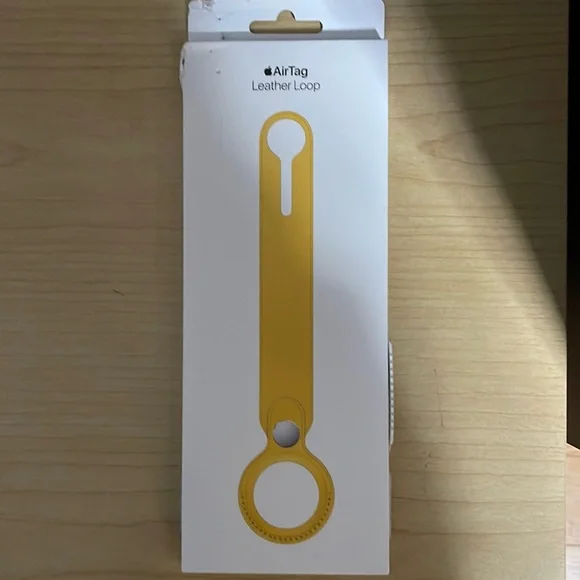 Apple AirTag loop - Picture 1 of 2